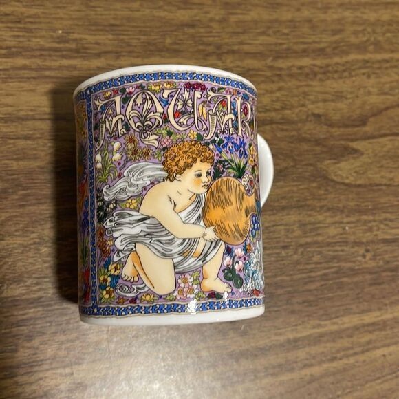 Royal Worcester Aquarius Mug - Picture 1 of 5